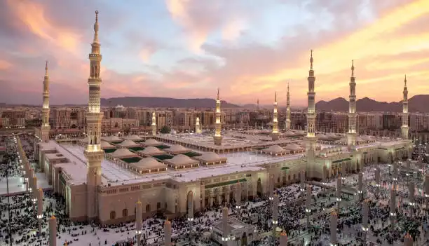 3 Star Easter Umrah Package For 10 Nights