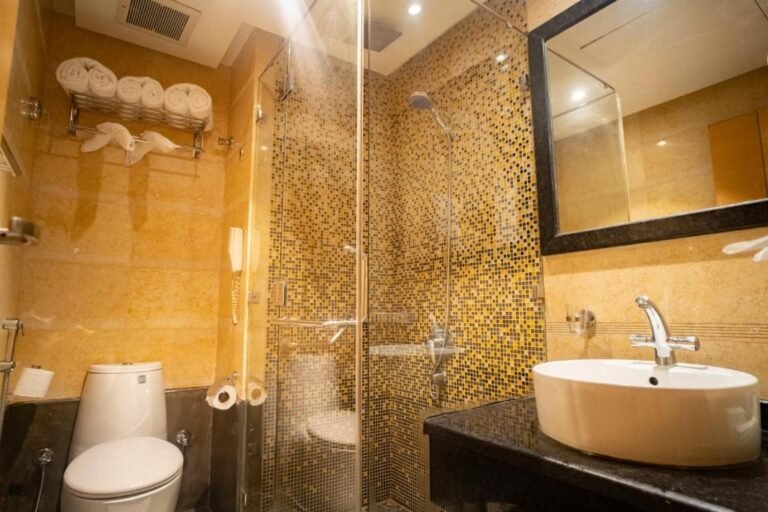 Emar Grand Hotel 3