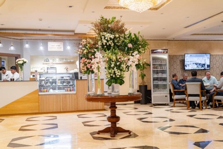 Emar Grand Hotel 4
