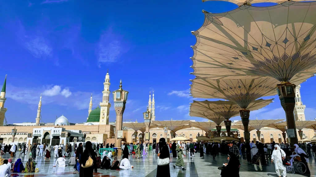Masjid e Nabwi In Madinah